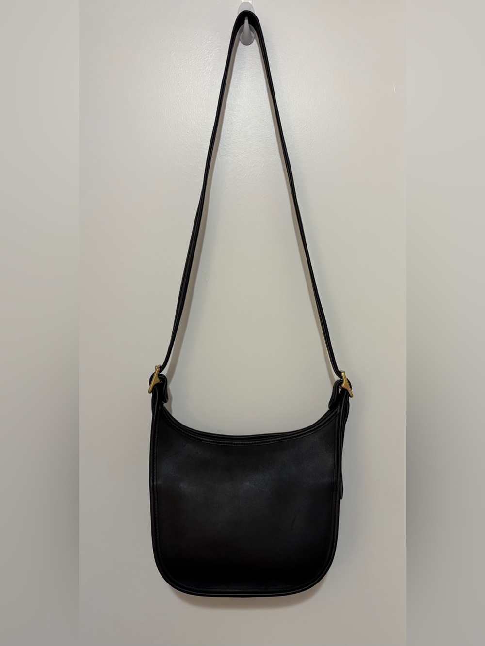Vintage Coach Janice’s Legacy Bag (#9950) Black Leather with Brass Hardware - Picture 12 of 14
